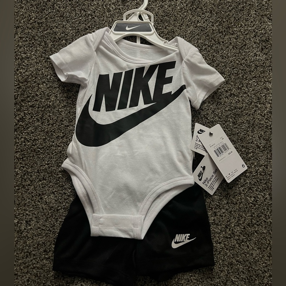 Nike 2 piece outfit